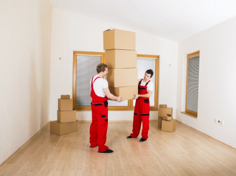 Access-aware moving service on a residential Aldboroughhatch street